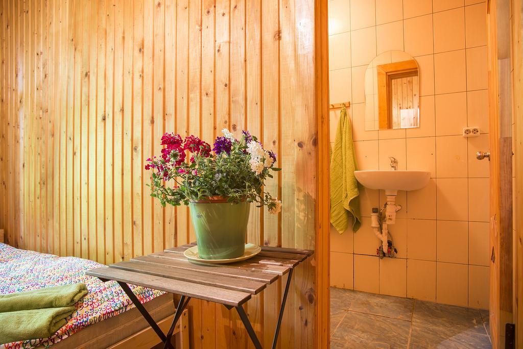 Green Jurmala Hostel الغرفة الصورة