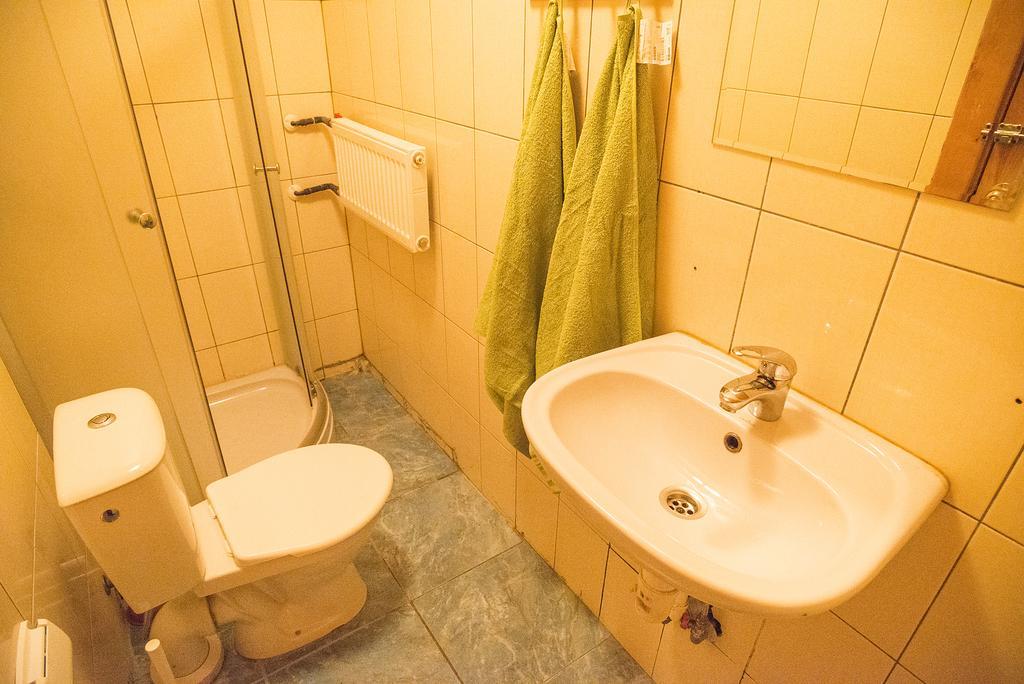 Green Jurmala Hostel الغرفة الصورة